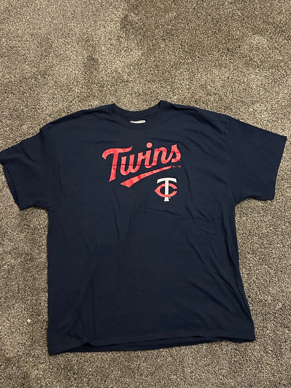 Minnesota Twins Majestic 2XL Blue T-Shirt (NWT)